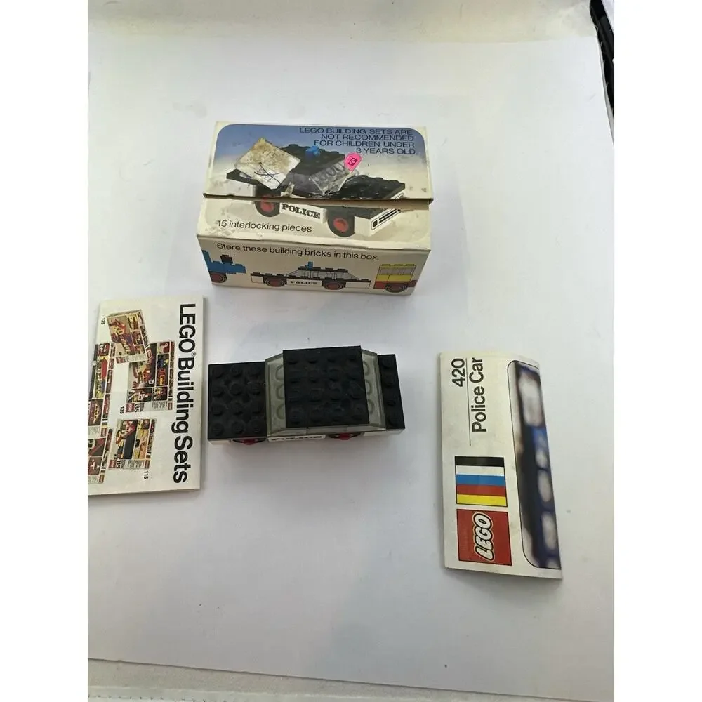 LEGO 420 1974 Police Car 99% Complete Set 15 Pieces Vintage LEGOLAND Vehicle Box